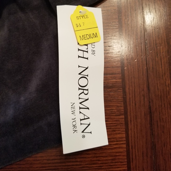 Ruth Norman NY Vintage Velvet Jacket Medium NWT - Picture 5 of 8